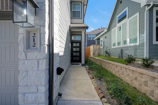 $2,850 | 212 Cider Gum Place, Montgomery, TX 77316