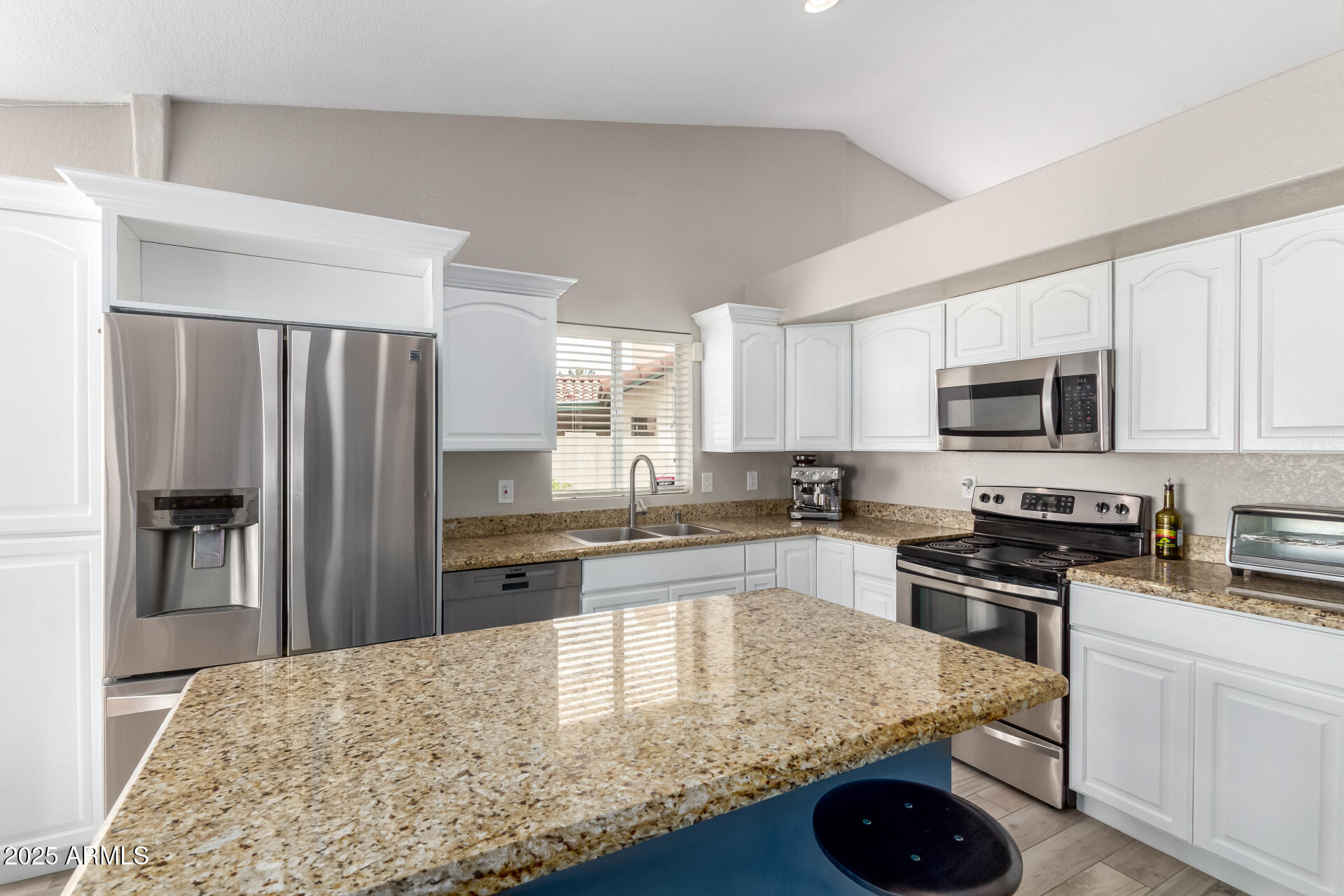 4558 East Rock Wren Road Phoenix, AZ 85044 - Photo 20 of 35 12 Rock Wren