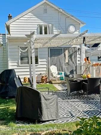 front view of house with a yard