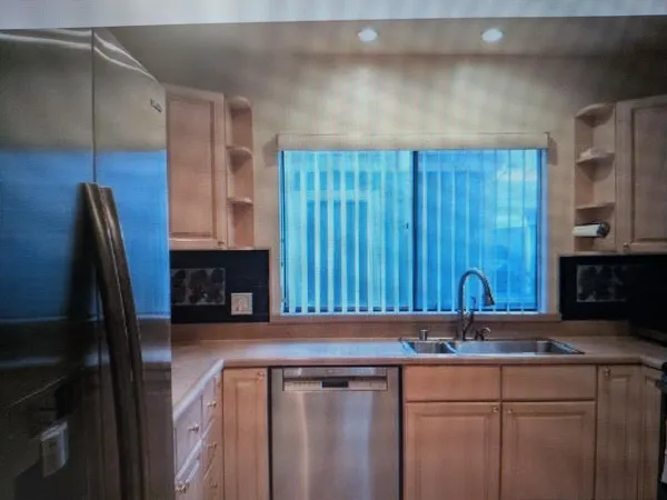 $5,000 | 835 Columba Lane, Foster City, CA 94404