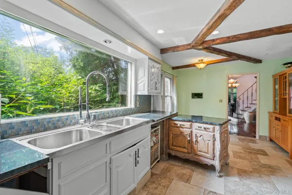 $15,000 | 13 Whitney Circle, Glen Cove, NY 11542