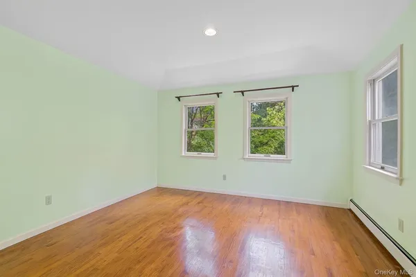 $15,000 | 13 Whitney Circle, Glen Cove, NY 11542