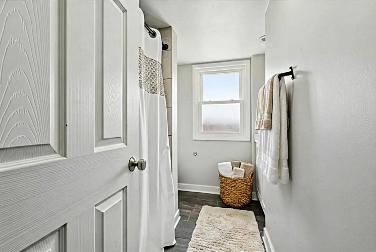 43 Clay Avenue Highwood, IL 60040 - Photo 9 of 21