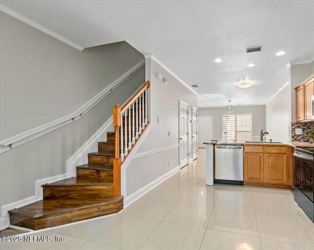 3502 Summerlin Lane North Jacksonville, FL 32224 - Photo 9 of 26 Kitchen/Stairwells
