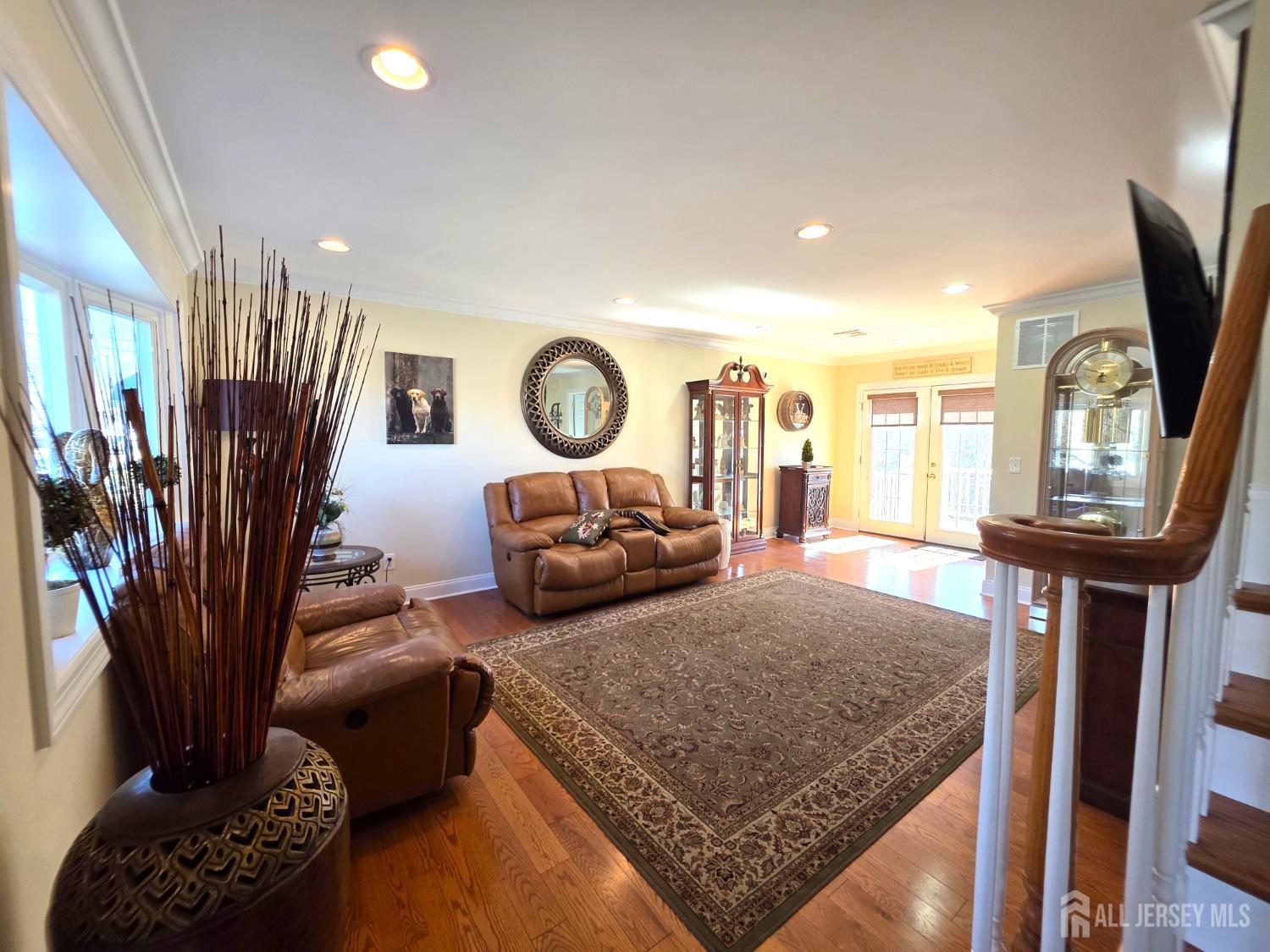 544 Edgeworth Street Middlesex, NJ 08846 - Photo 11 of 43
