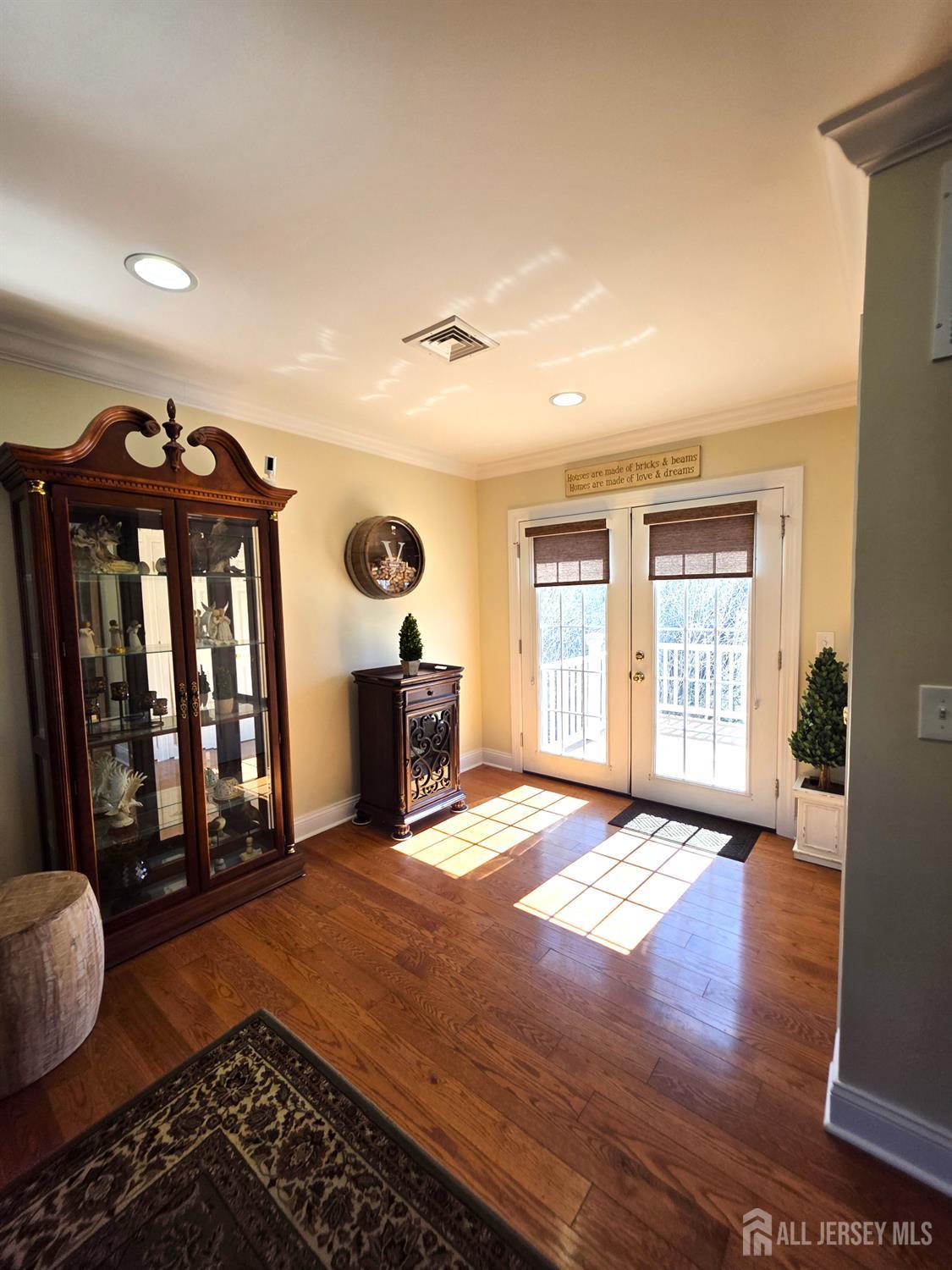 544 Edgeworth Street Middlesex, NJ 08846 - Photo 13 of 43