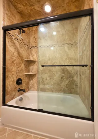 $592,900 | 544 Edgeworth Street, Middlesex, NJ 08846