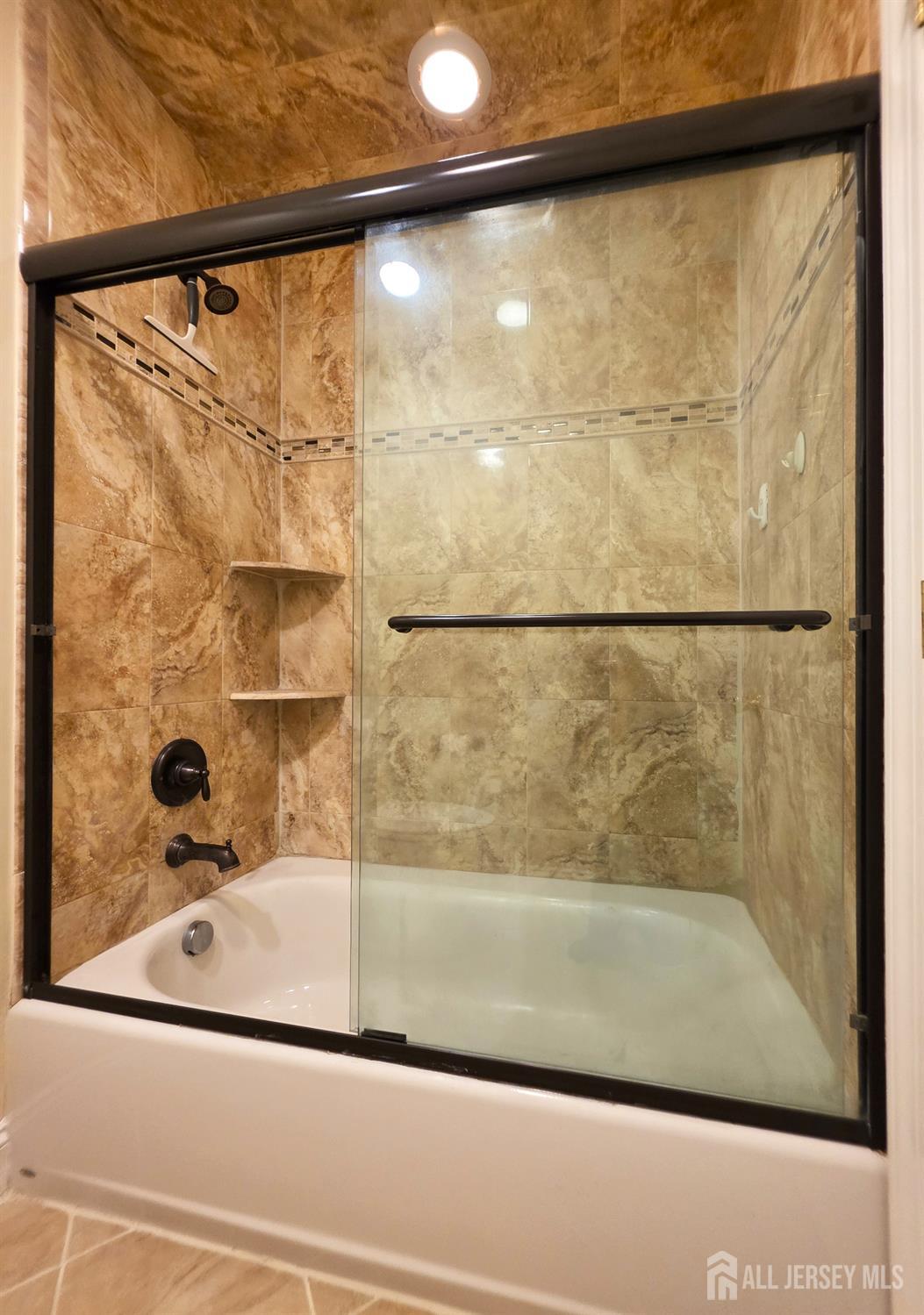 544 Edgeworth Street Middlesex, NJ 08846 - Photo 30 of 43