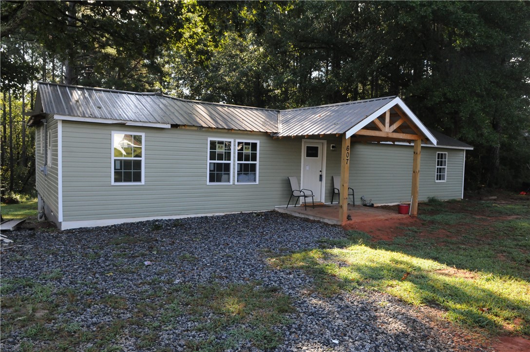 600 Renea Drive Walhalla, SC 29691 - Photo 1 of 33 Gallery Image 1