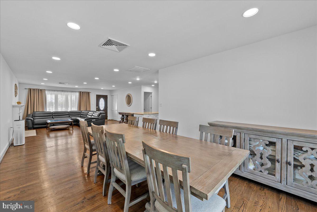 5103 Ox Road Fairfax, VA 22030 - Photo 11 of 45 Gallery Image 11