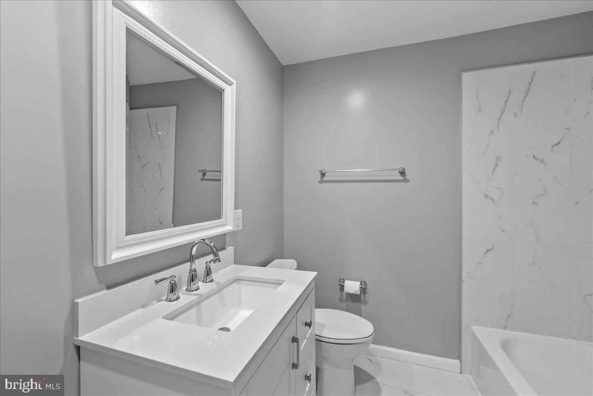 5103 Ox Road Fairfax, VA 22030 - Photo 14 of 45 Gallery Image 14