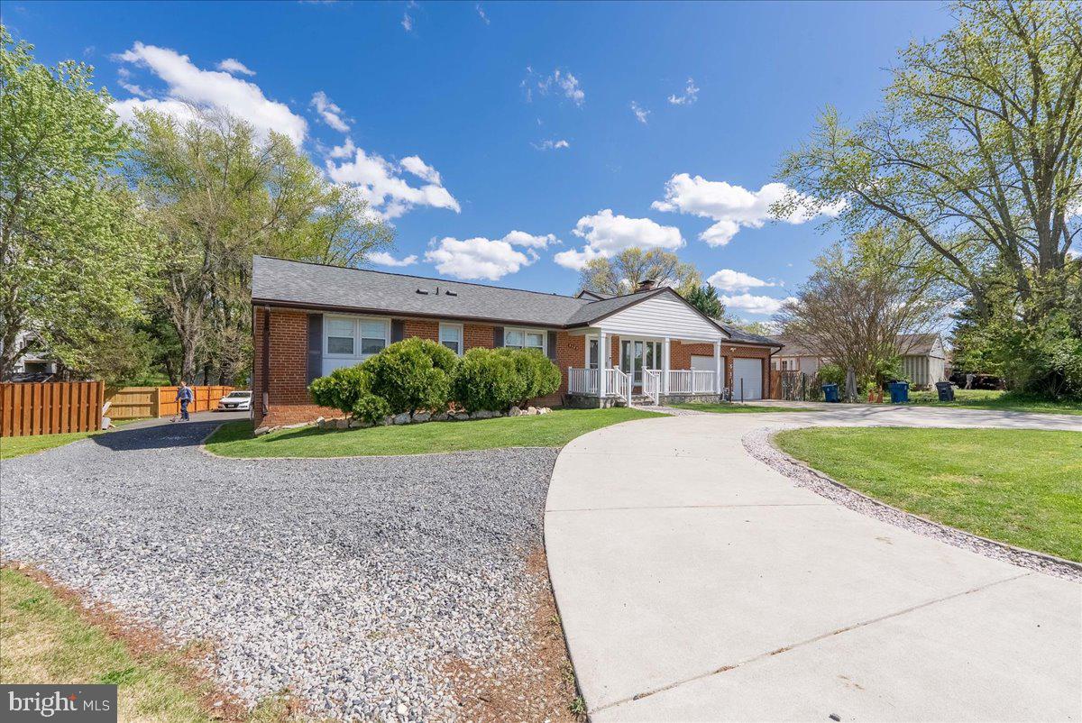 5103 Ox Road Fairfax, VA 22030 - Photo 3 of 45 Gallery Image 3