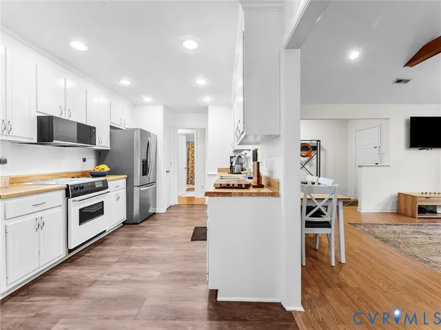 $339,950 | 7018 Spring Trace Drive, Midlothian, VA 23112