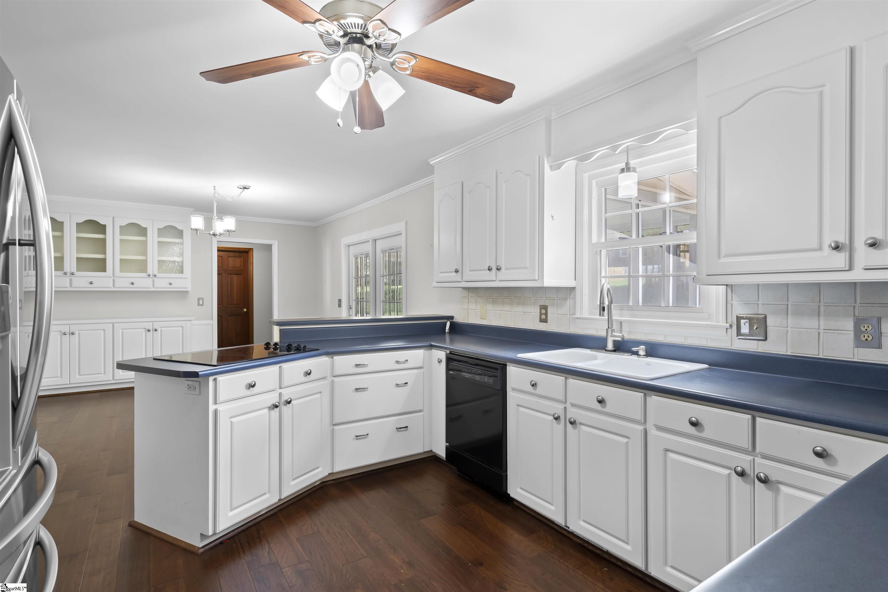 122 Woody Creek Road Greer, SC 29650 - Photo 8 of 36 Gallery Image 8