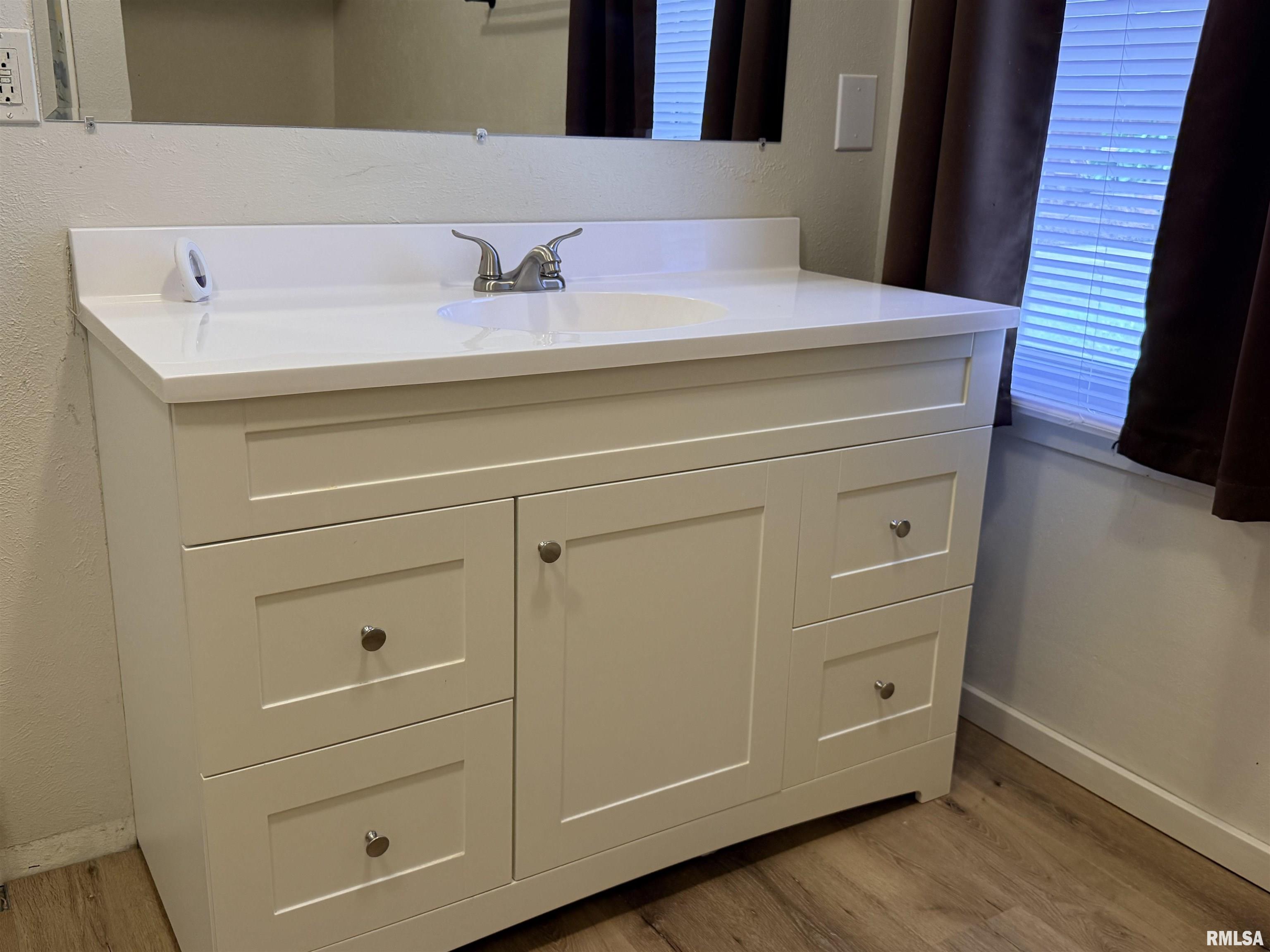 378 Fulton Place Canton, IL 61520 - Photo 10 of 18