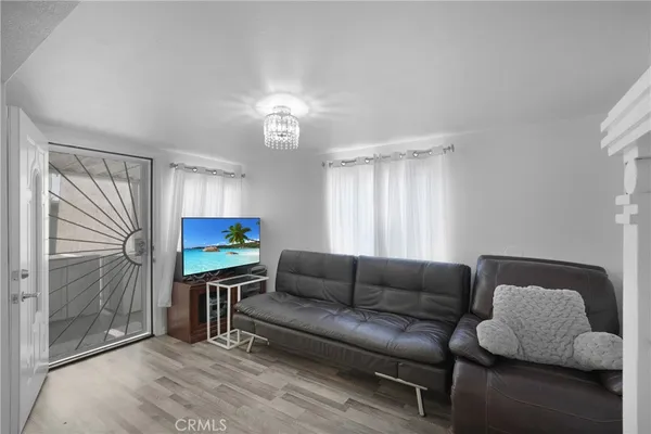 $260,000 | 9851 Bolsa Avenue, Unit 7, Westminster, CA 92683