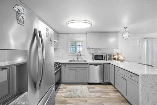 $260,000 | 9851 Bolsa Avenue, Unit 7, Westminster, CA 92683