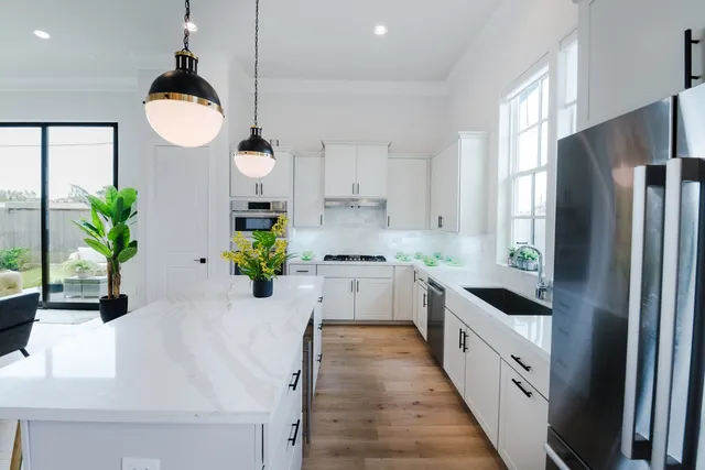 $750,000 | 1005 Golden Nectar, Houston, TX 77008