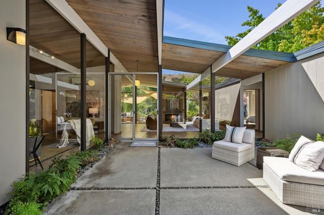 $1,750,000 | 12 Mt Susitna Court, San Rafael, CA 94903