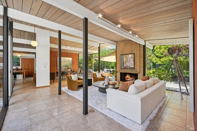 $1,750,000 | 12 Mt Susitna Court, San Rafael, CA 94903