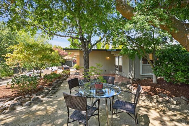 $1,750,000 | 12 Mt Susitna Court, San Rafael, CA 94903