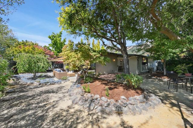 $1,750,000 | 12 Mt Susitna Court, San Rafael, CA 94903