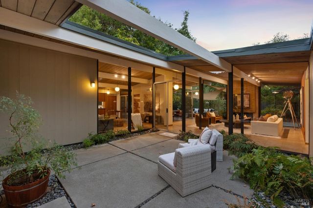 $1,750,000 | 12 Mt Susitna Court, San Rafael, CA 94903