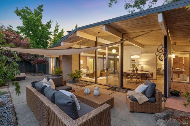 $1,750,000 | 12 Mt Susitna Court, San Rafael, CA 94903