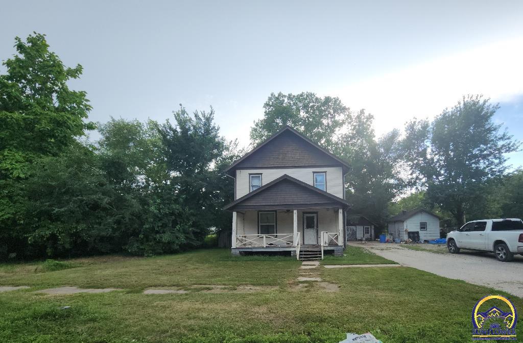 128 North 6th Street Quenemo, KS 66528 - Photo 1 of 6