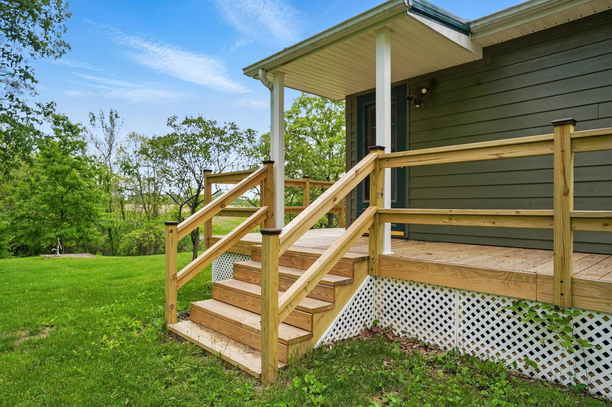 5870 Brook Road Northwest Baltimore, OH 43105 - Photo 46 of 70 Back / Side Deck - 5870 Brook Road NW, Baltimore, OH 43105