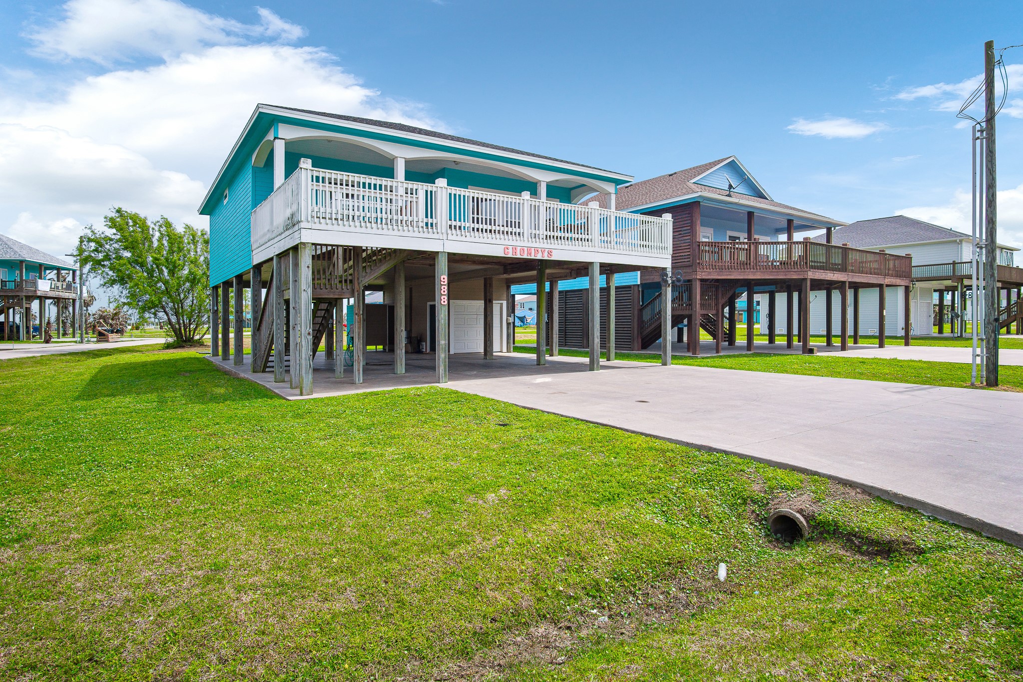 988 Gulf Road Crystal Beach, TX 77650 - Photo 32 of 36
