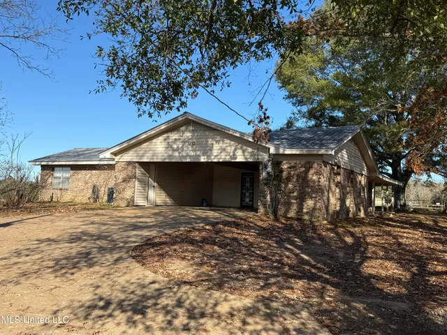 $2,250,000 | 35 Mississippi, Kosciusko, MS 39090