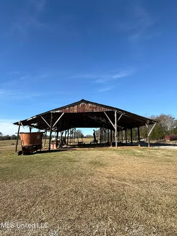 $2,250,000 | 35 Mississippi, Kosciusko, MS 39090