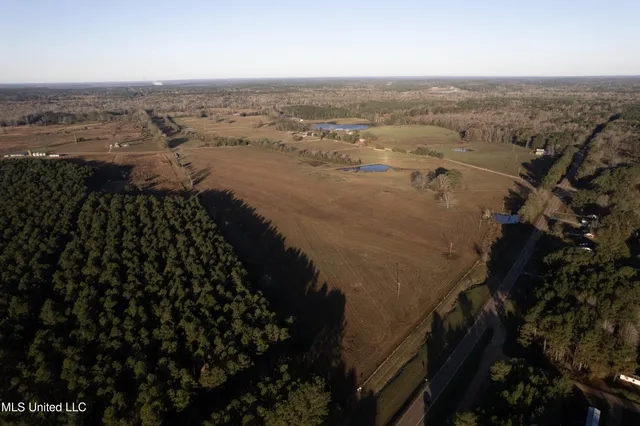 $2,250,000 | 35 Mississippi, Kosciusko, MS 39090