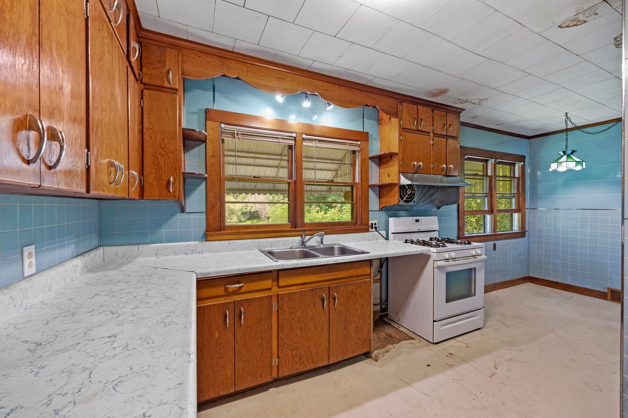 69 Packers Falls Road Newmarket, NH 03857 - Photo 9 of 19 Gallery Image 9