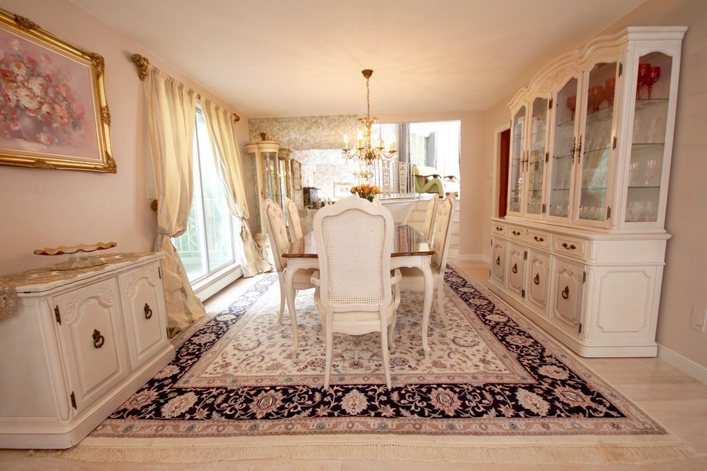 4 Yorkshire Road Marblehead, MA 01945 - Photo 6 of 29 Gallery Image 6