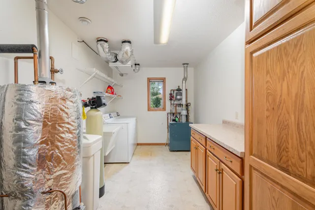 $265,000 | 220 6th Street Northeast, Montgomery, MN 56069