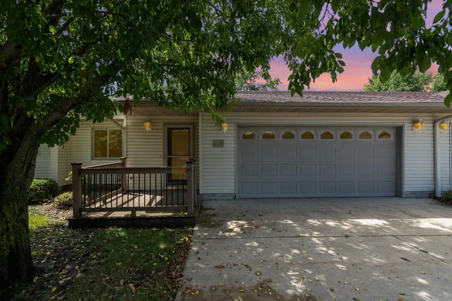 $265,000 | 220 6th Street Northeast, Montgomery, MN 56069