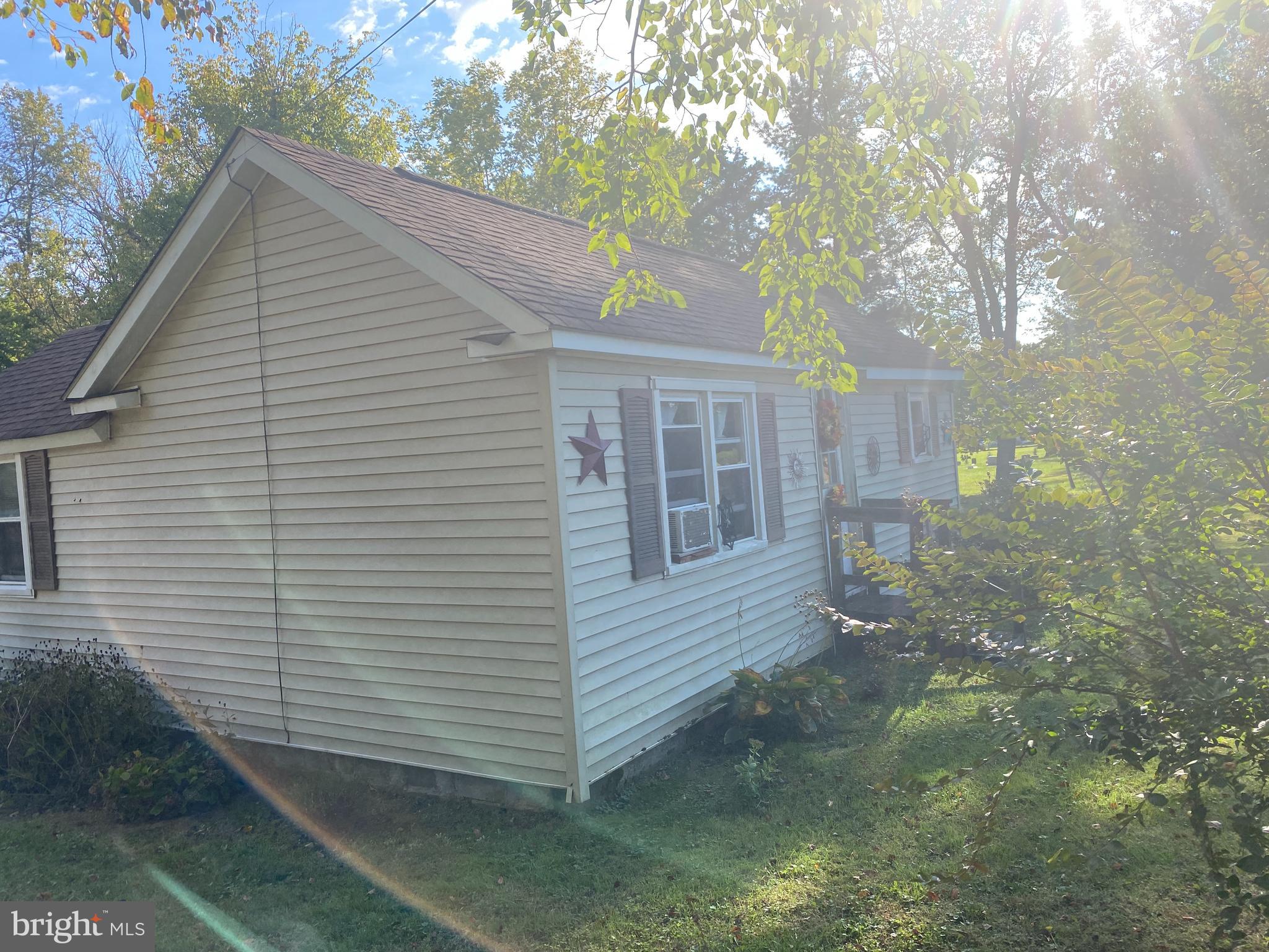 9225 Fairlee Road Chestertown, MD 21620 - Photo 3 of 16 Side View