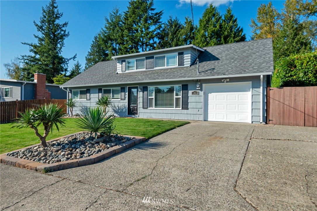 12424 Southeast 158th Street Renton, WA 98058 - Photo 2 of 16