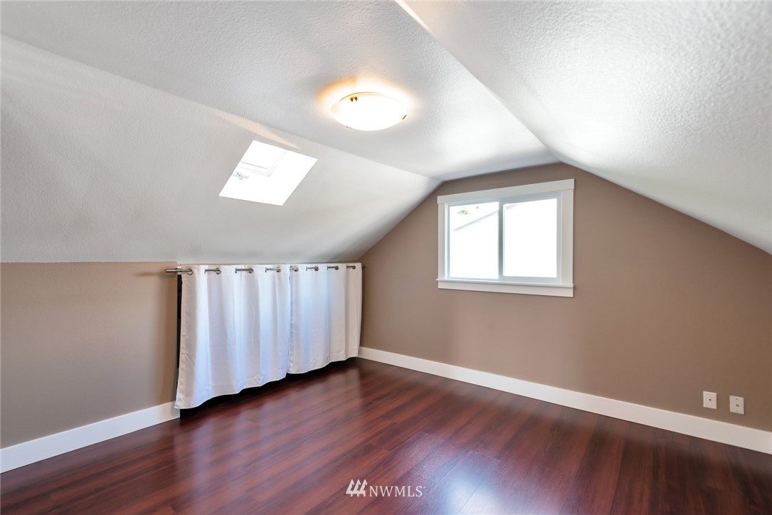 12424 Southeast 158th Street Renton, WA 98058 - Photo 14 of 16