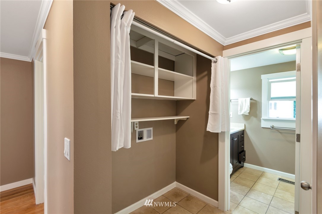 12424 Southeast 158th Street Renton, WA 98058 - Photo 15 of 16