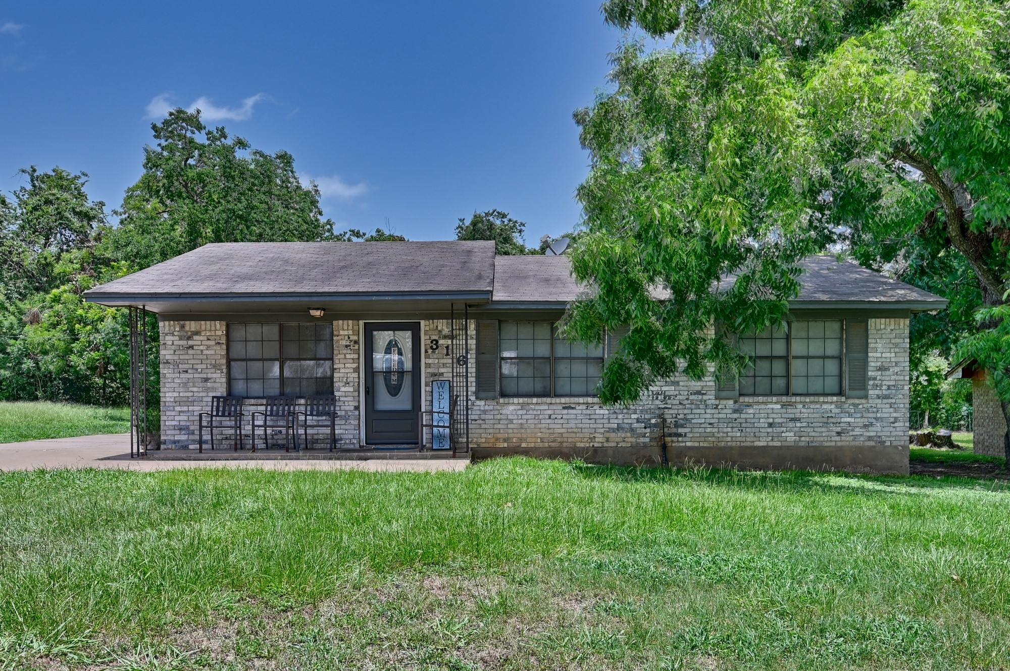 Welcome to 316 Johnson Street!