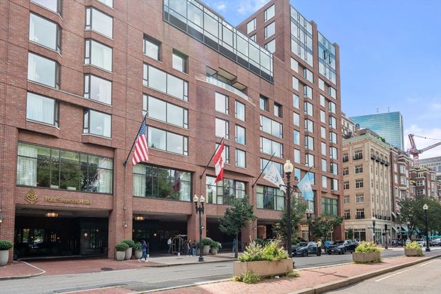 $1,500,000 | 220 Boylston Street, Unit 1004, Boston, MA 02116