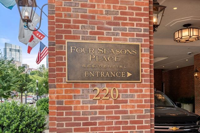 $1,500,000 | 220 Boylston Street, Unit 1004, Boston, MA 02116