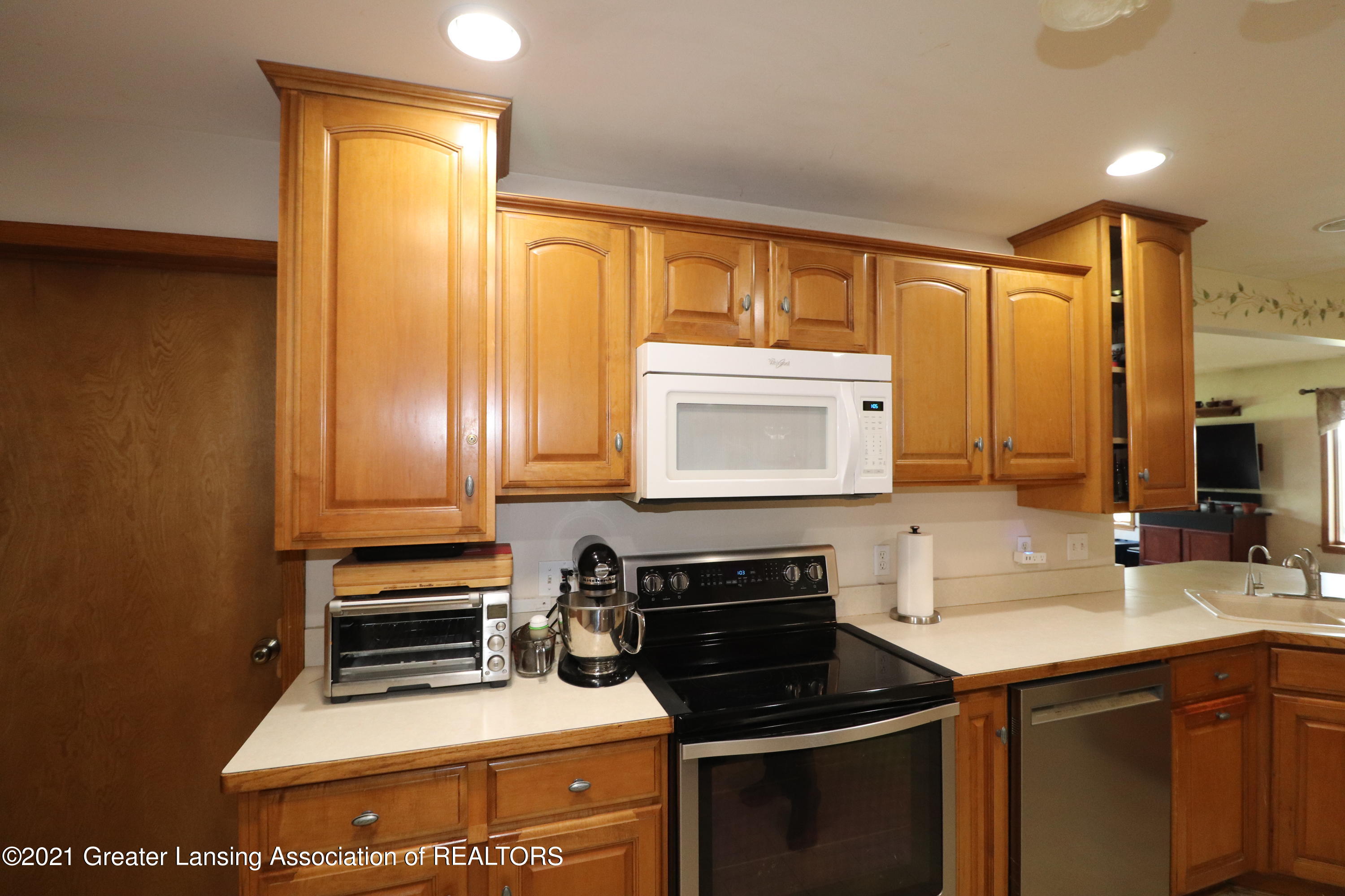 11441 Francis Road Dewitt, MI 48820 - Photo 16 of 59 IMG_2625