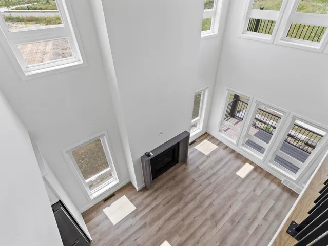 $674,900 | 9405 South Cypress Place, Oak Creek, WI 53154