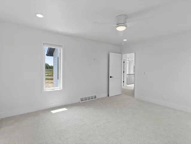 $674,900 | 9405 South Cypress Place, Oak Creek, WI 53154