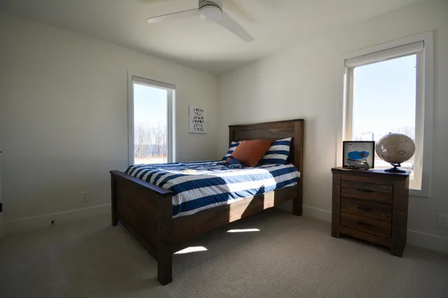 $674,900 | 9405 South Cypress Place, Oak Creek, WI 53154