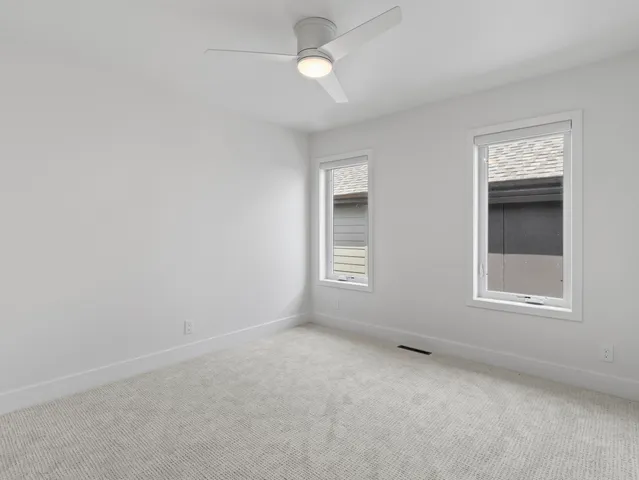 $674,900 | 9405 South Cypress Place, Oak Creek, WI 53154